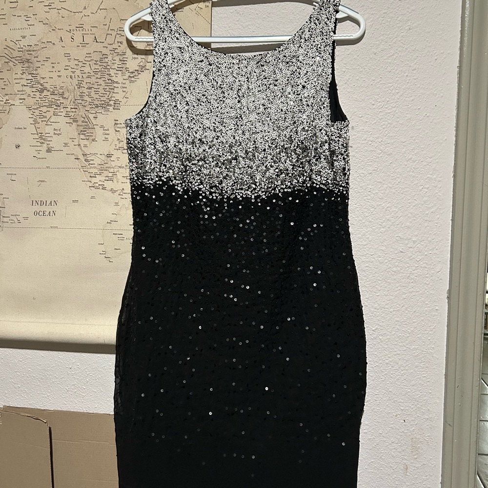 Polo by Ralph Lauren Silver Black Sequin Bodycon Midi Dress - Picture 9 of 14
